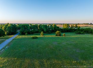 1 W County Rd, Tuttle, OK 73089