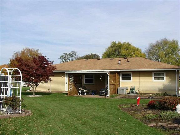 2nd image of 2415 Marshall Dr