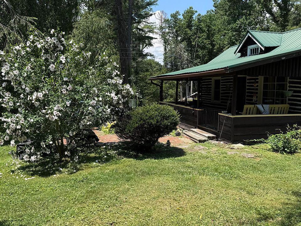 1st image of 98 Cottage Ln #98