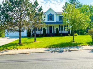 54 Gettysburg Ave, Brewer, ME 04412