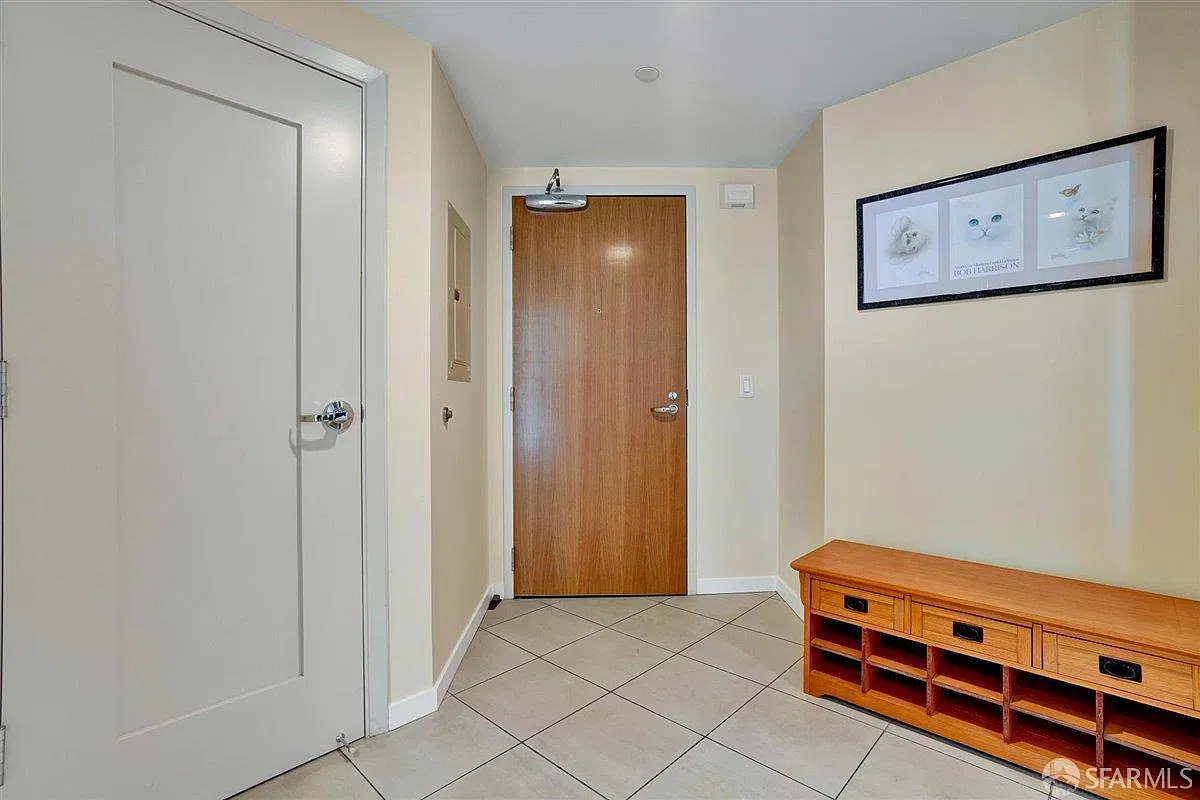 1 bed, 1.0 bath, 691 sqft, $5,195 — Photo 2