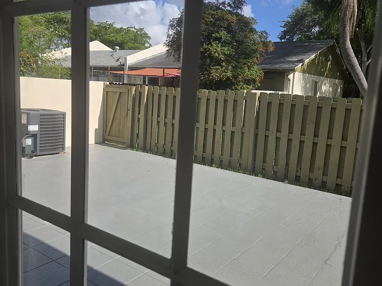12549 SW 118th Ln — Photo 8