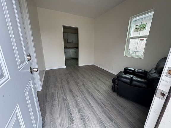 2nd image of 723 60th St