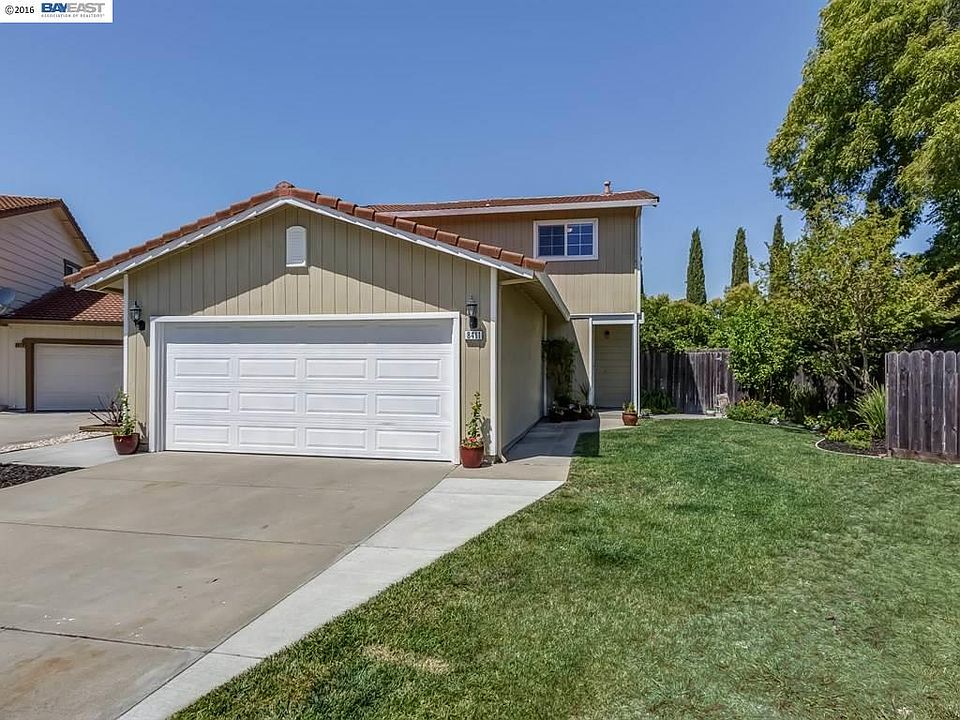 2nd image of 8411 Cypress Ct