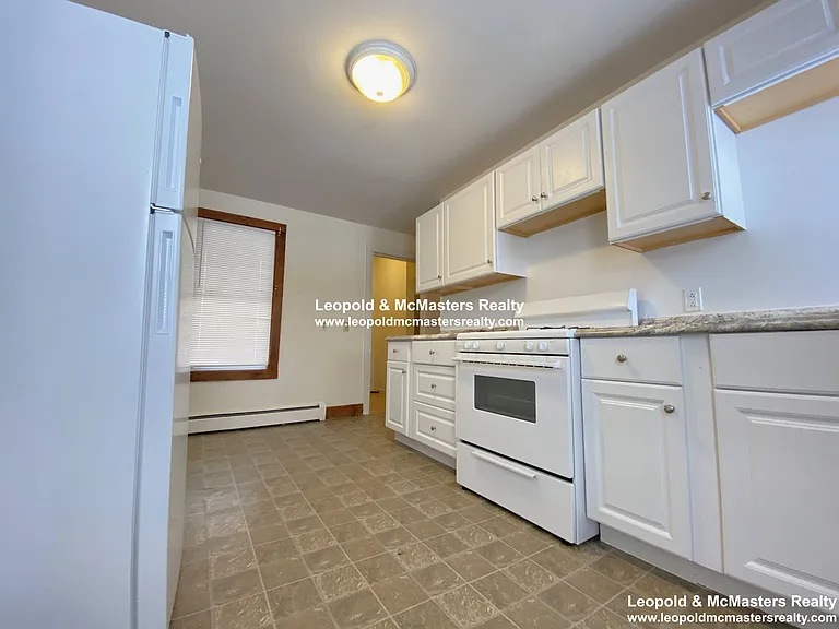 15 Sanborn St #15 — Photo 1