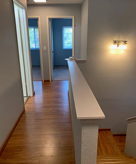 467 Whitney Ave — Photo 15