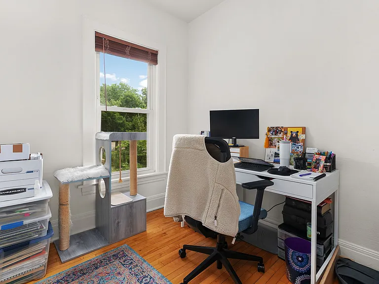 613 S Baldwin St — Photo 10
