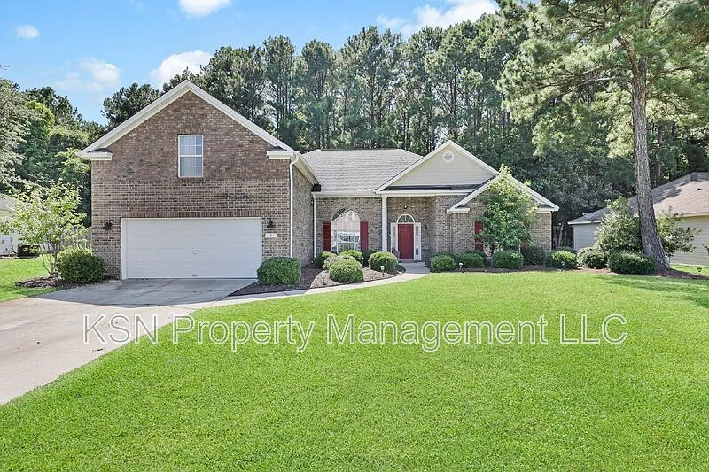 121 Tappan Zee Dr