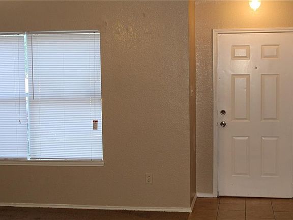 5th image of 3944 Scarsdale Ln