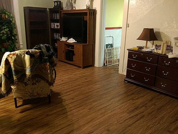 Living room/main room