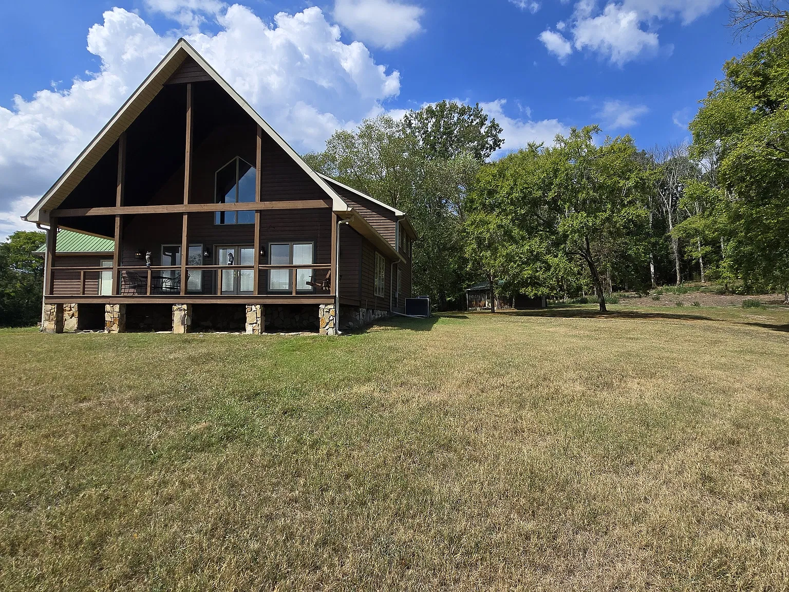 4 bed, 3.5 bath, 3204 sqft, $5,000 — Photo 4