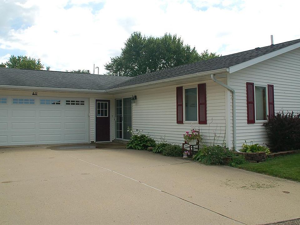 1st image of 411 Lakeside Dr