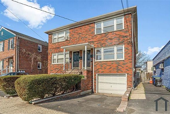 1st image of 217 Orange Ave #2R