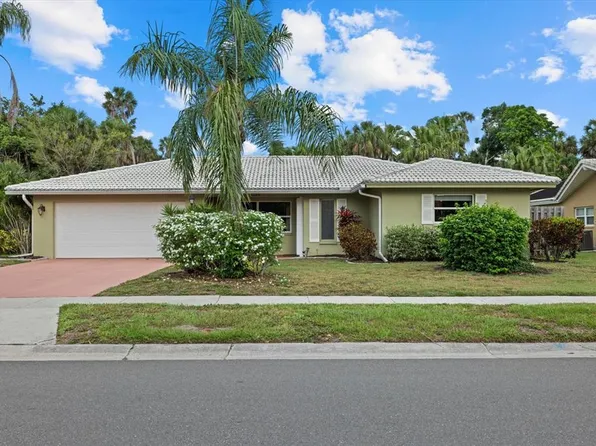 7528 Biltmore Dr, Sarasota, FL 34231