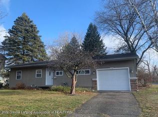 710 N Court Ave, Alma, MI 48801