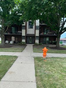 1227 Chalet Rd APT 100, Naperville, IL, 60563