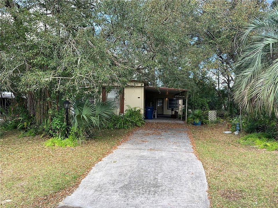 1st image of 4185 Woodland Cir