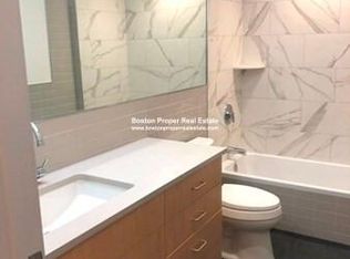 163 Newbury St #21, Boston, MA 02116
