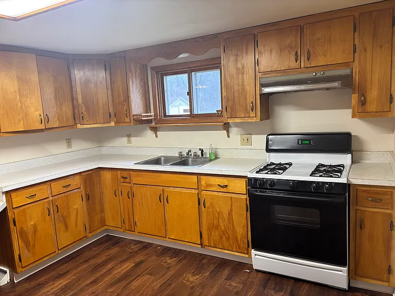 926 W Catalpa Dr — Photo 6