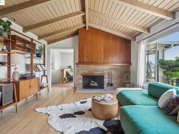 8499 Aster Ave, Oakland, CA 94605