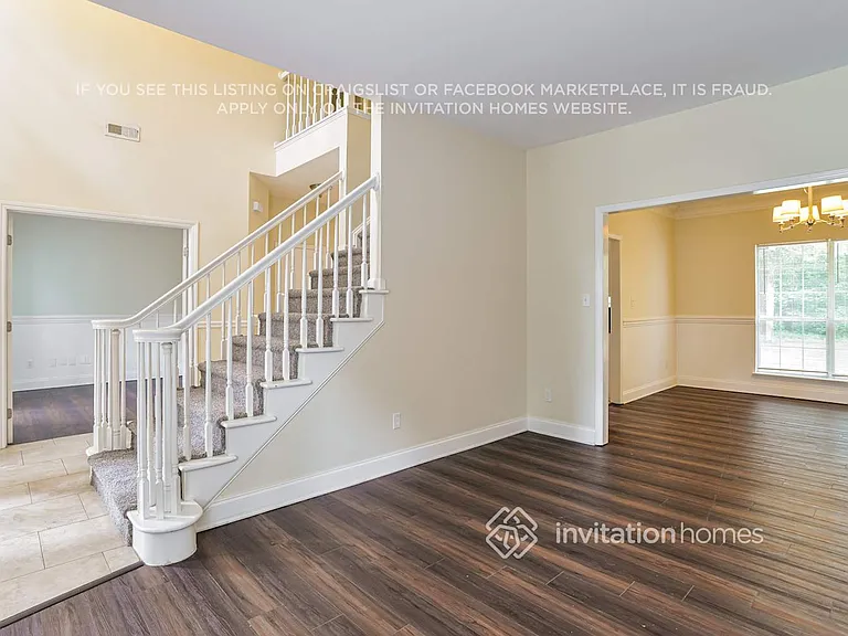 1618 Waterstone Ln — Photo 8