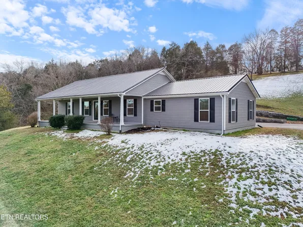 1447 W Beaverdam Rd, Centerville, TN 37033