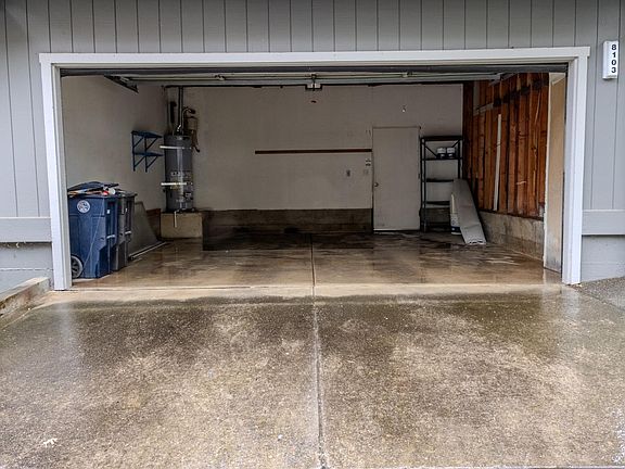 3rd image of 8103 Briar Ridge Ln