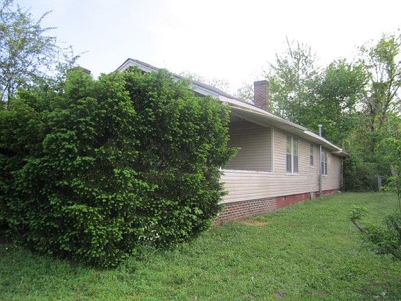 2nd image of 917 Hatchie St