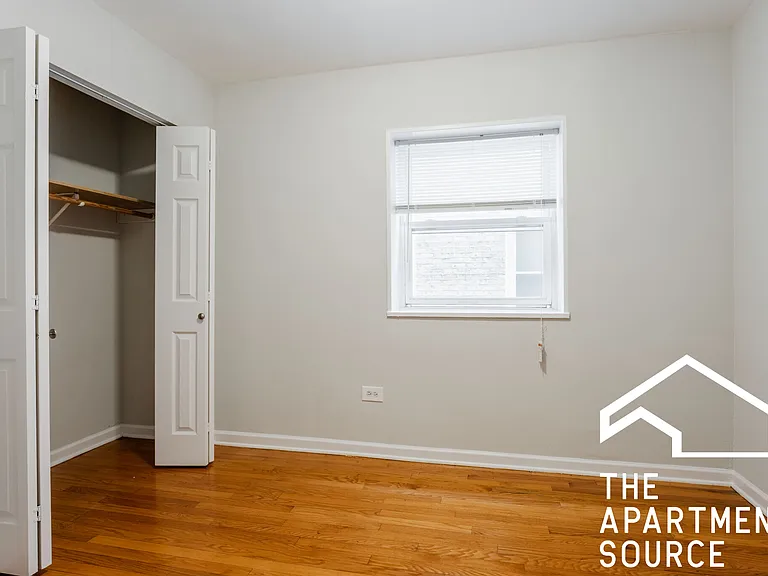 6535 N Mozart St #1F — Photo 10