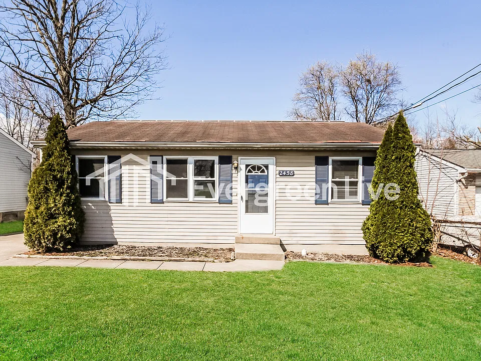 2458 Lincoln Ave
