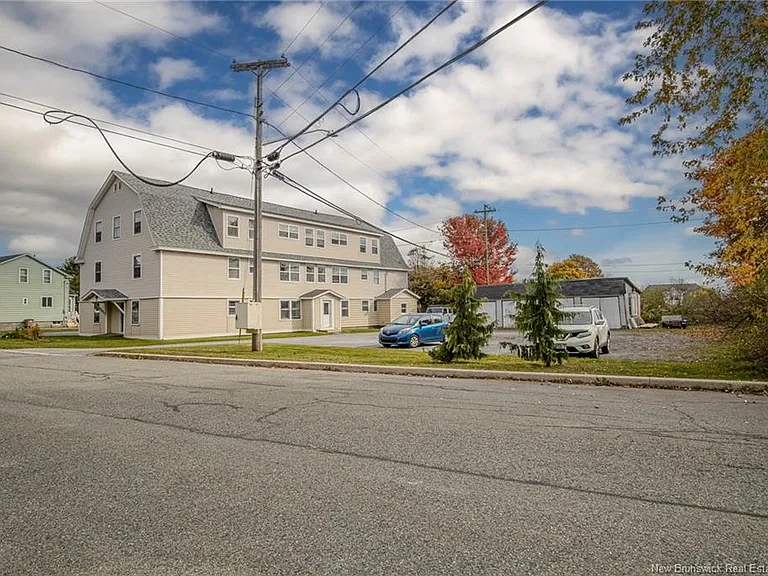 49 Quinton Ave — Photo 1
