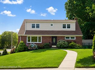 74 Cypress Ave, Staten Island, NY 10301