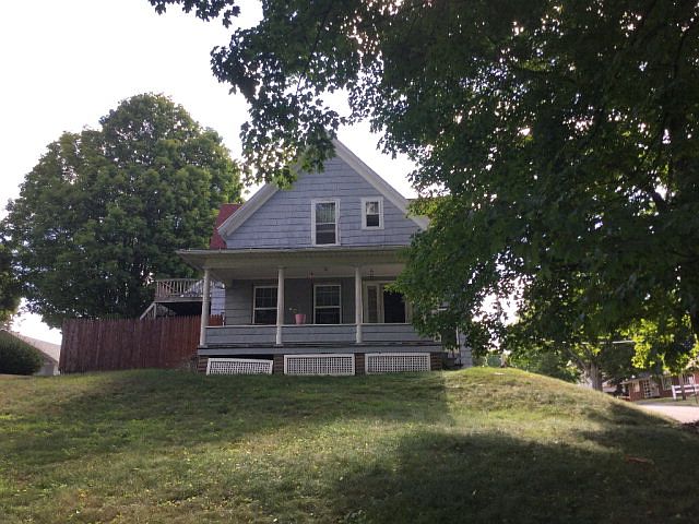 1st image of 204 N Water St