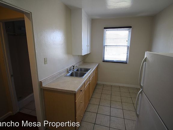 4th image of 2052 4th Ave APT 2