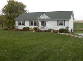 15288 E Old Lincoln Way, Dalton, OH 44618