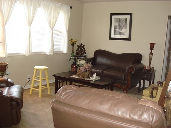 5th image of 1208 E 19th Ave