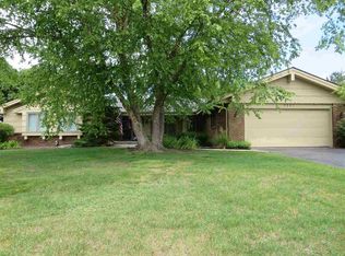 2207 Dior Dr, Rockford, IL 61107