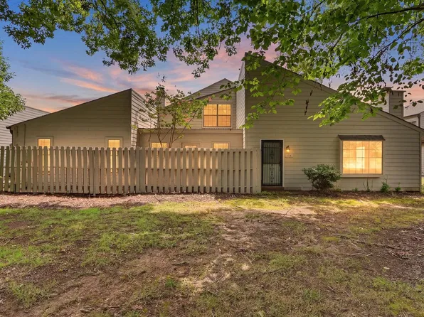 8117 Mistywood Ln #9, Germantown, TN 38138