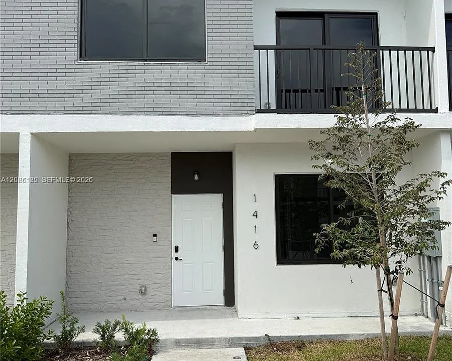 1416 NW 6th Ter