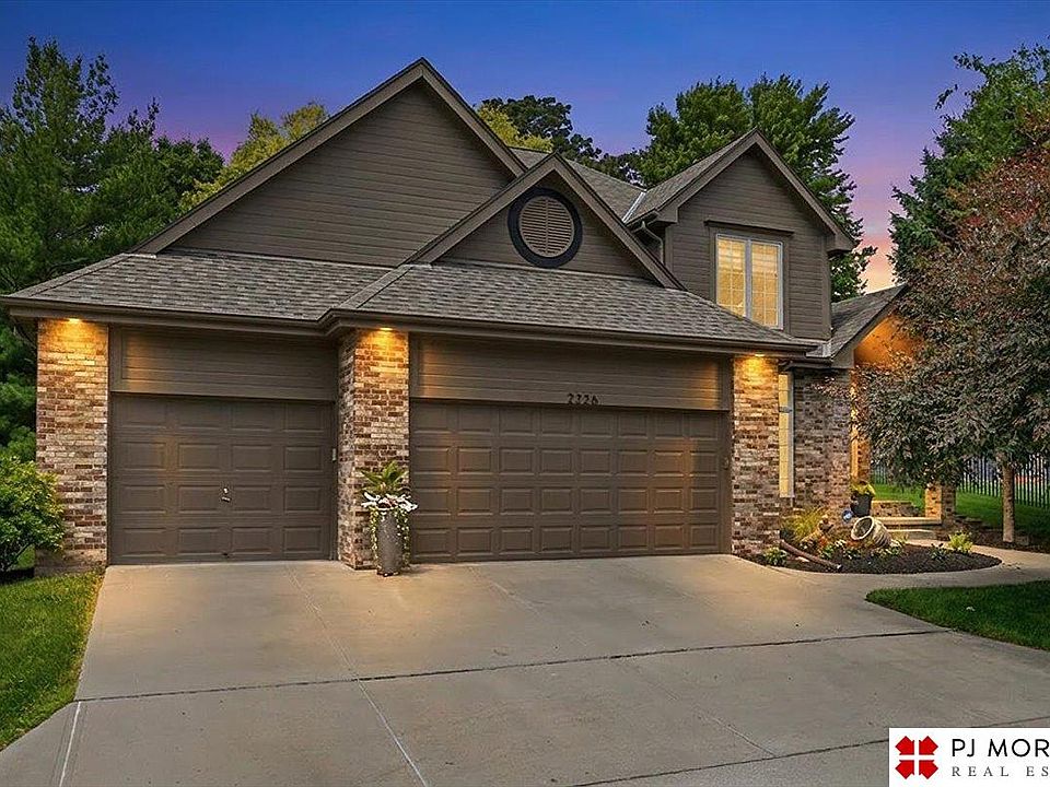 1st image of 2226 S 89th Ct