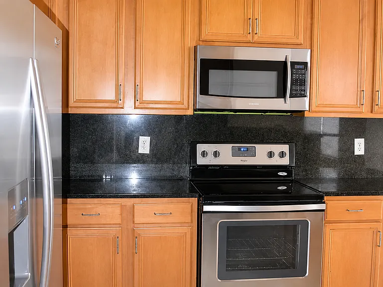 309 Jamerson Ct — Photo 2
