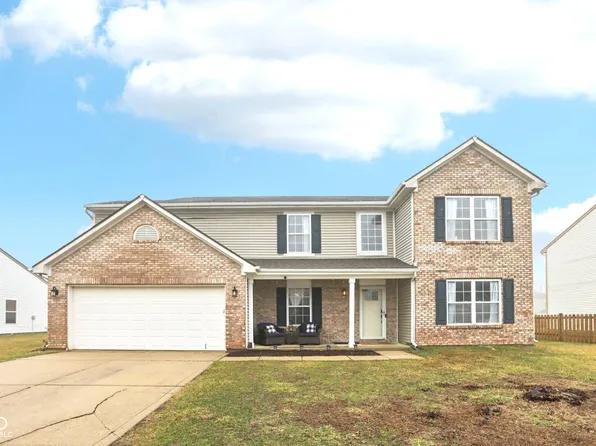 5858 Pennekamp Dr, Plainfield, IN 46168