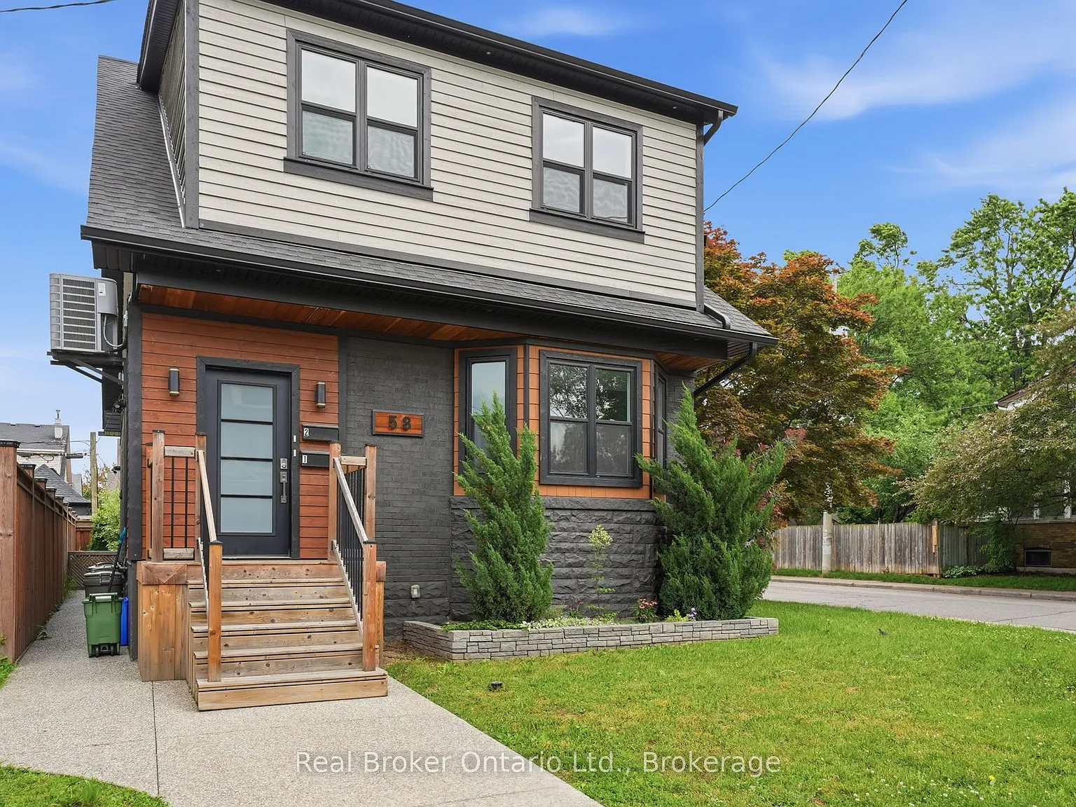 2 bed, $2,095 — Photo 2