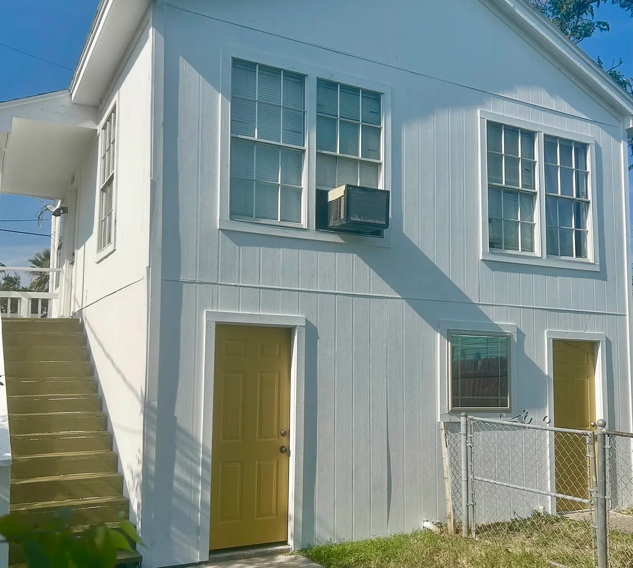 1 bed, 400 sqft, $999 — Photo 1