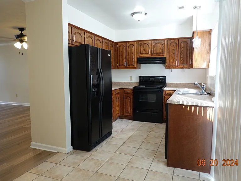 394 Rivers Ridge Cir — Photo 5