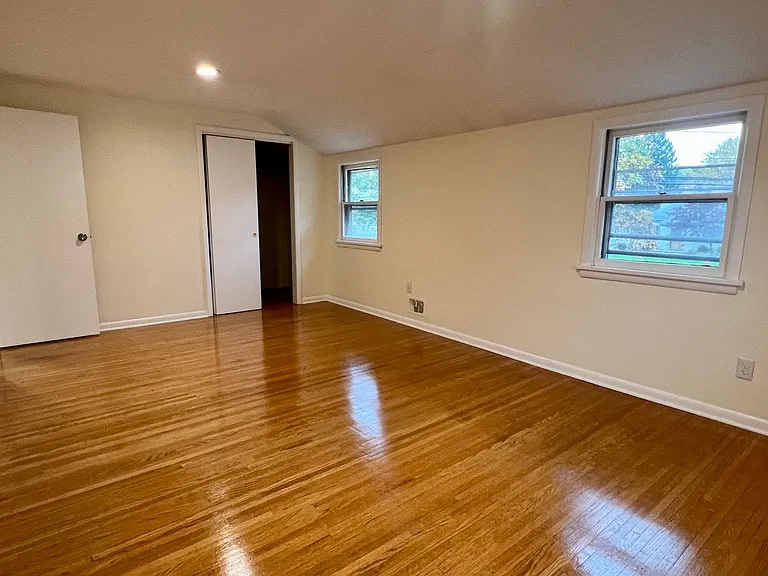 2450 Culver Rd — Photo 18