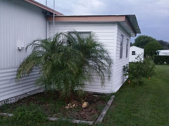 2nd image of 4838 Coral St