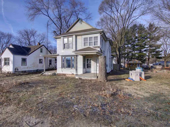 715 S Lincoln Ave, Dixon, IL 61021
