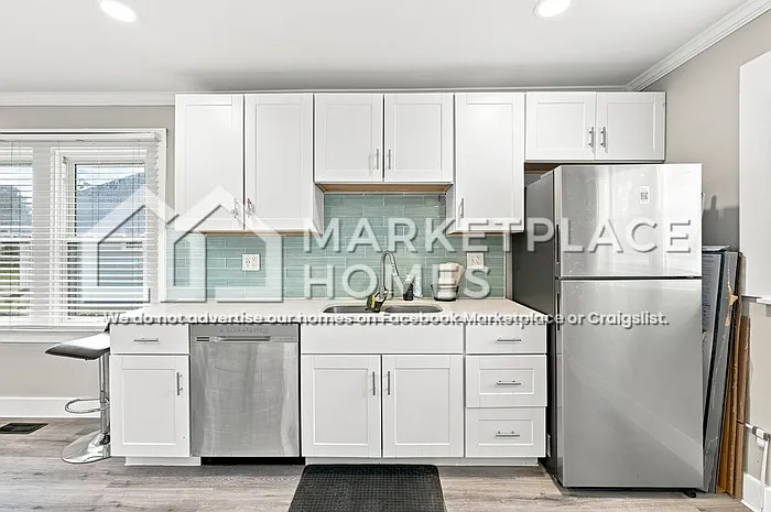 1536 Dawson St — Photo 11