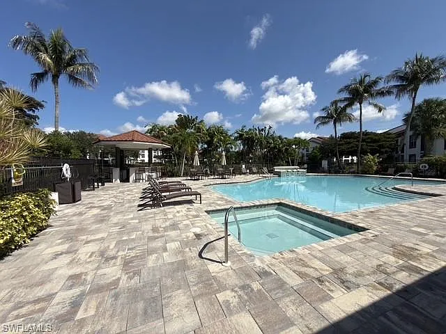 2 bed, 1.0 bath, 1045 sqft, $1,695 — Photo 3